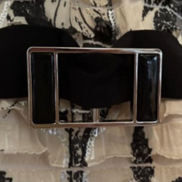 Frank Lyman Blk/Tan Ruffle Butterfly Short Sleeve Top V Neck/Scoop Back Wms Sz 6 - Picture 7 of 16